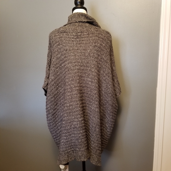 Putortì chunky knit brown poncho ONE SIZE - Picture 4 of 8